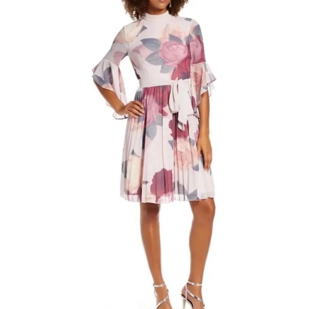 Chi Chi London Womens Dress Florentina Floral Sleeve Midi Pleated Cocktail Sz 4